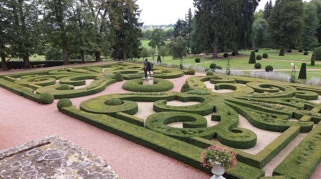 Jardin de buis côté sud.