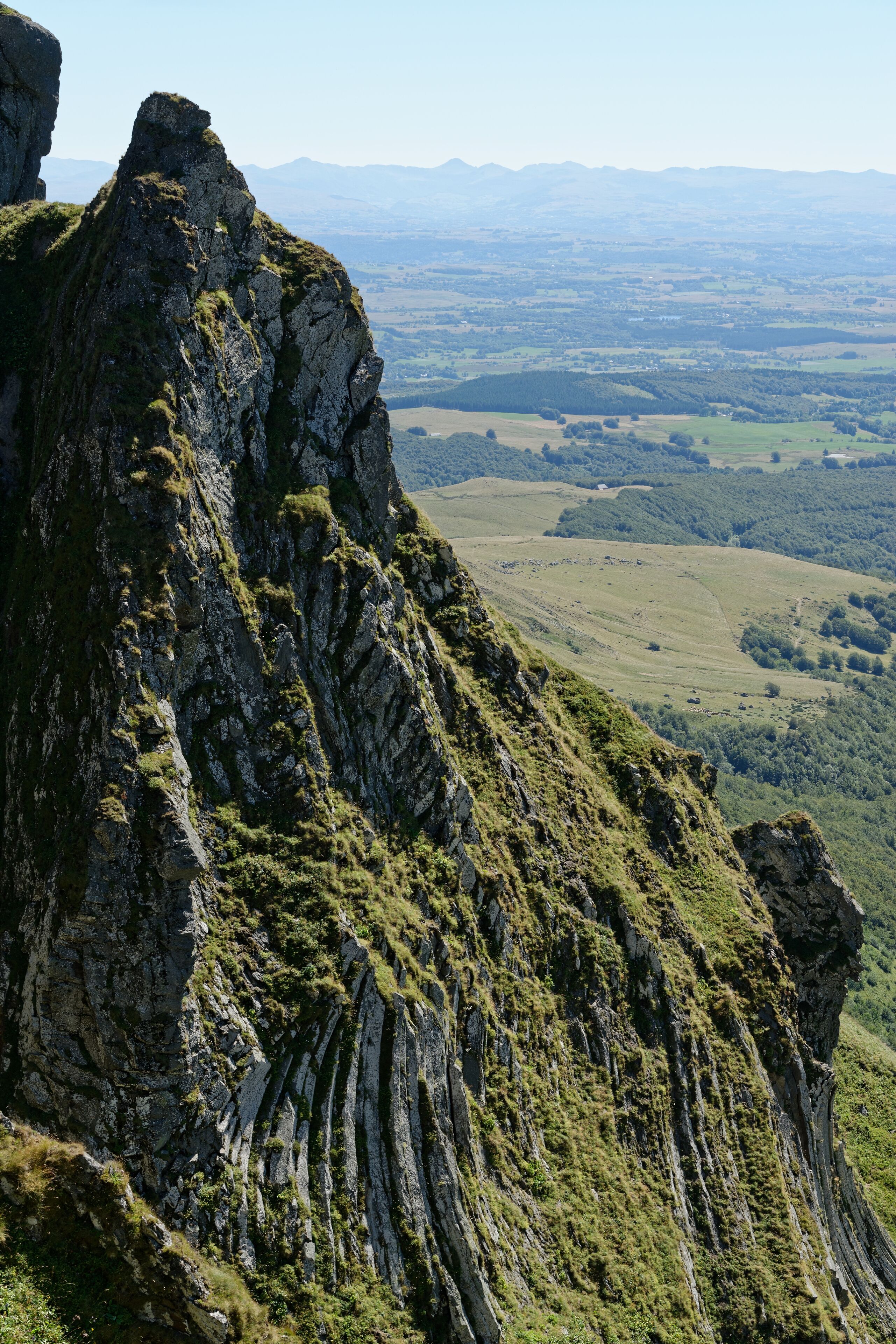Orgues basaltiques sur les flancs du Puy de Sancy.