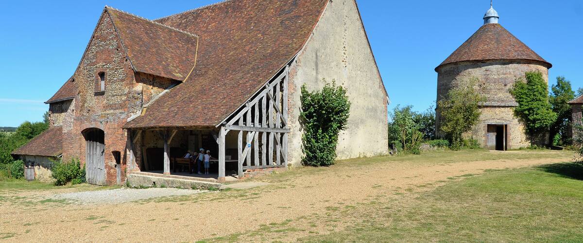 This building is inscrit au titre des Monuments Historiques. It is indexed in the Base Mérimée, a database of architectural heritage maintained by the French Ministry of Culture, under the reference PA00098323 .