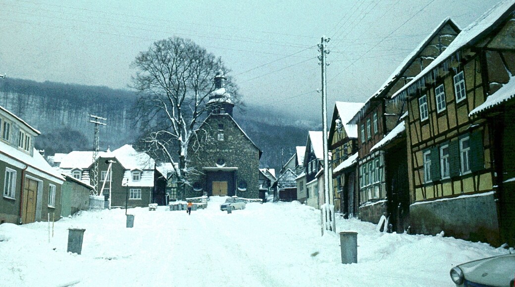 Vollenborn (Deuna), view from the Hauptstraße to the village church