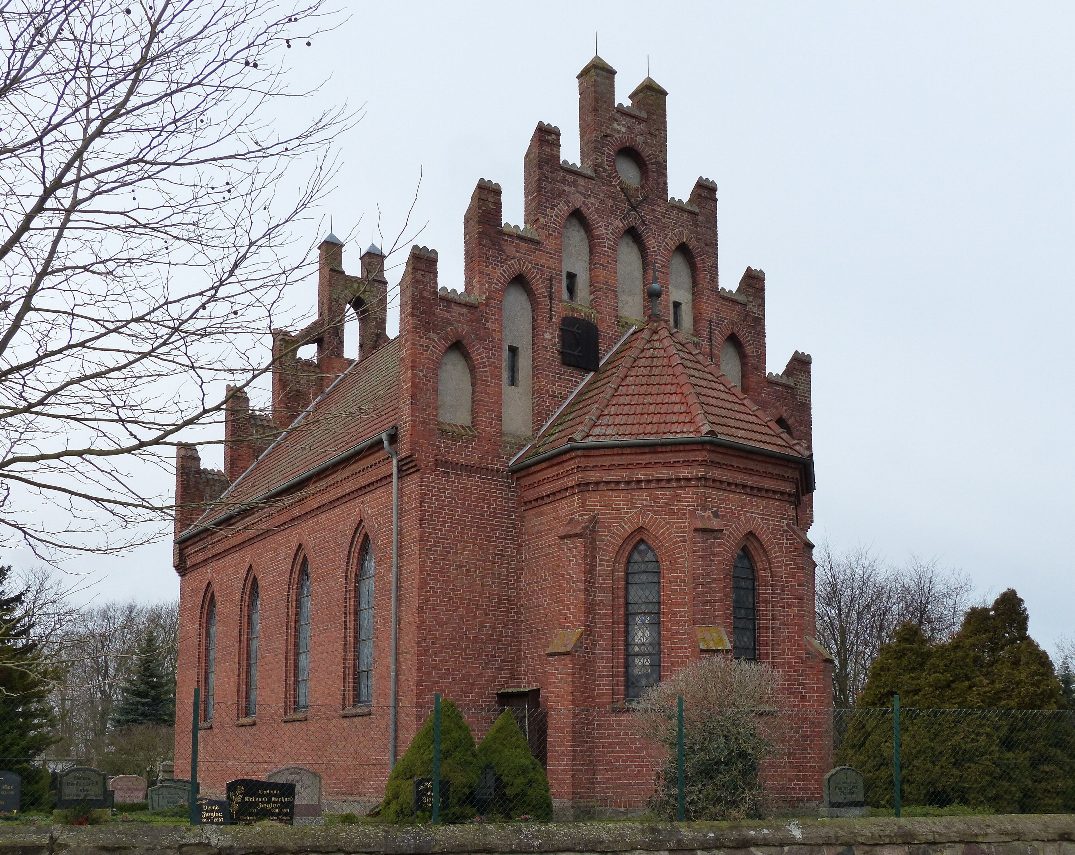 Reinberg, Wolde, Kirche von Südost