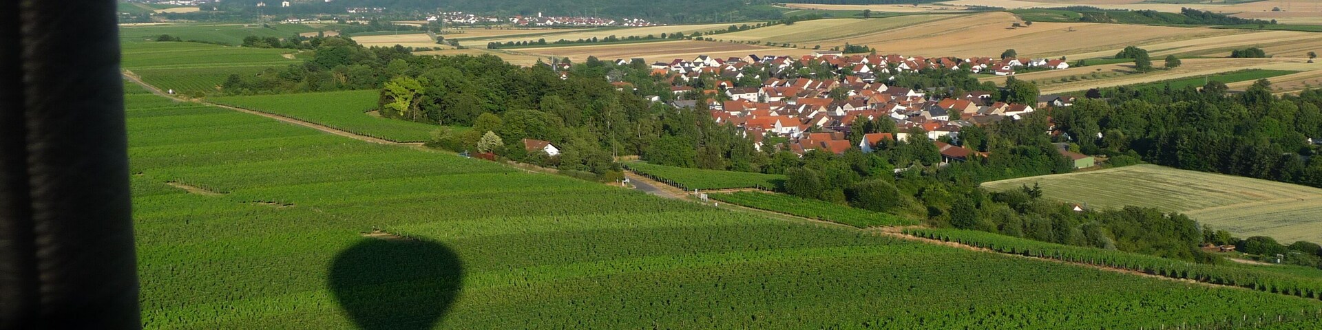 Luftaufnahme: Mandel - Rüdesheim – Landkreis Bad Kreuznach --- Naheweinland