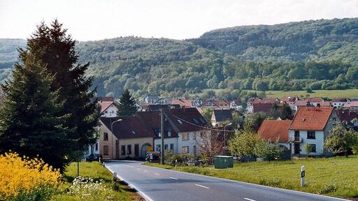 Krottelbach, in front of the village