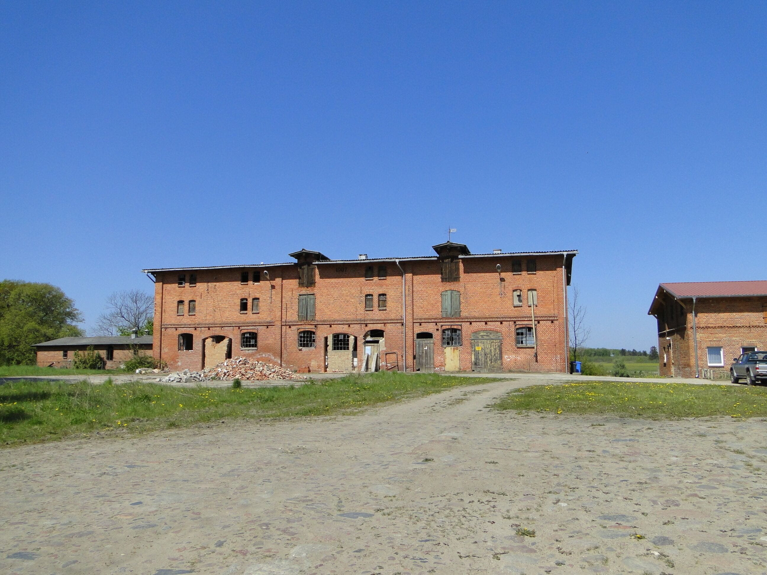 Building in Neetzka, district Mecklenburg-Strelitz, Mecklenburg-Vorpommern, Germany