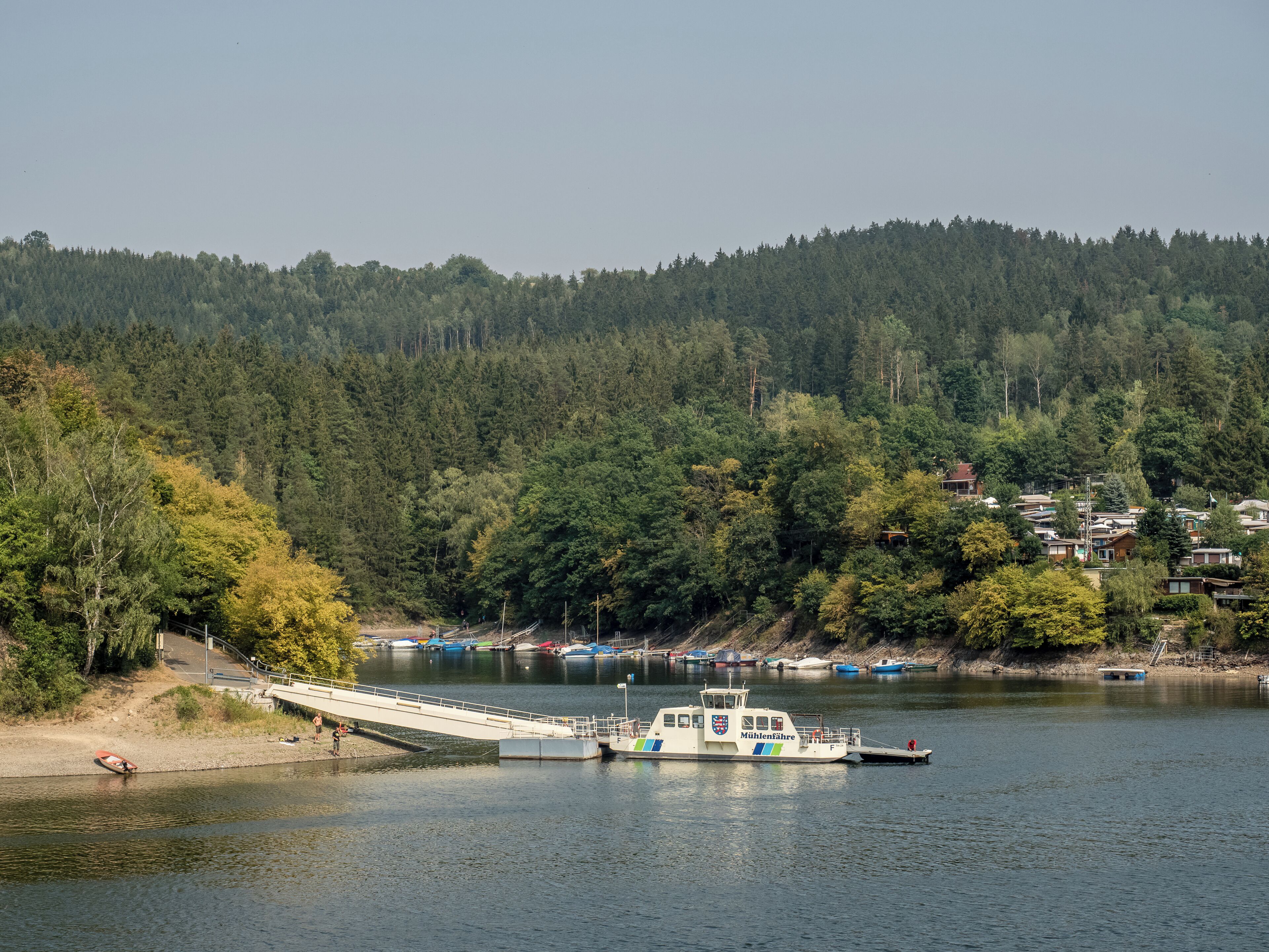 Hohenwarte reservoir near Linkenmühle with jetty of the mill ferry