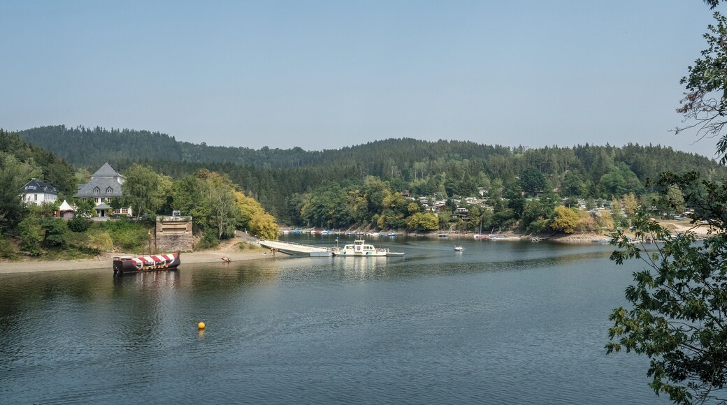 Hohenwarte reservoir near Linkenmühle with jetty of the mill ferry