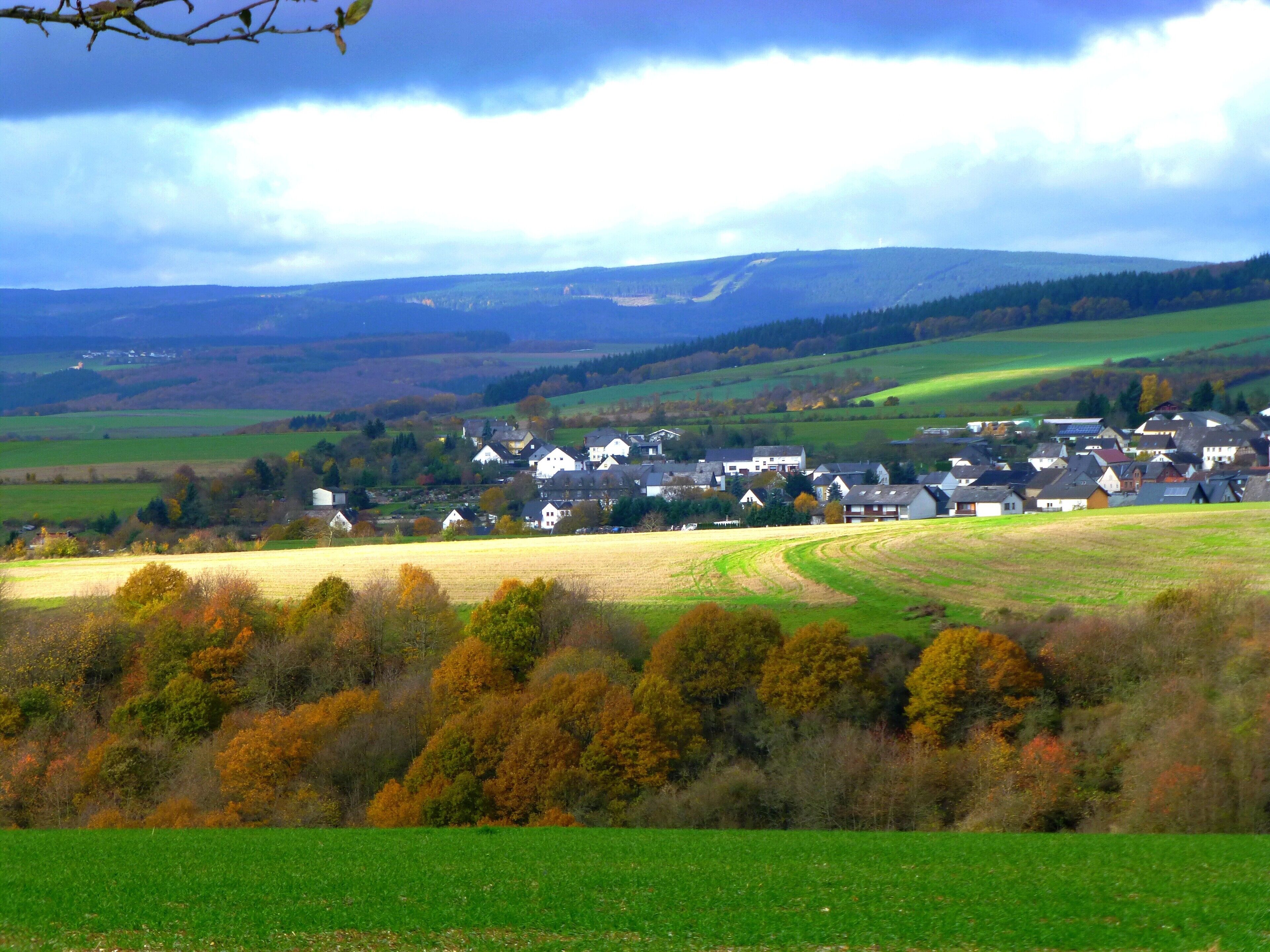 Über Hennweiler zum Idarkopf