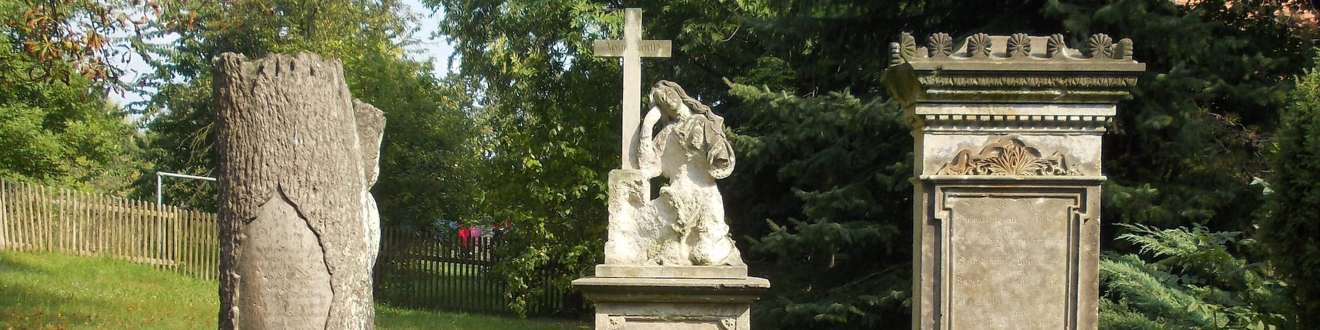St. Mary's Church in Süptitz (Dreiheide, Nordsachsen district, Saxony), old gravestones