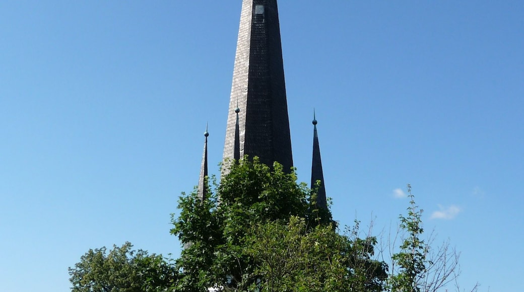 Turm der Autobahnkirche