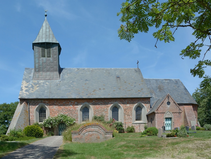 die Kirche Sankt Martin in Osterhever,Halbinsel Eiderstedt,Nordfriesland,Schleswig-Holstein,Deutschland