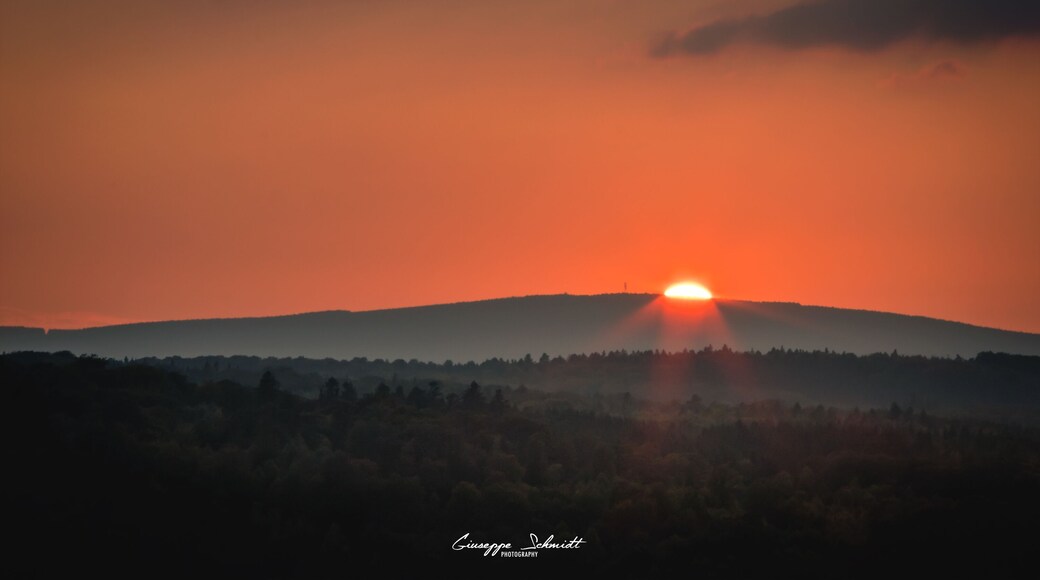 To be honest: It was a sunset-shooting by accident (almost missed..). If you are in this area and you have the chance to enjoy it, don't miss it!