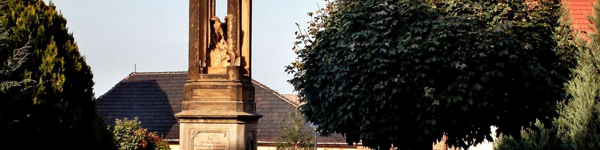 This is a picture of the Baudenkmal (cultural heritage monument) according to the Cultural Heritage Protection Law of Saxony-Anhalt with the ID