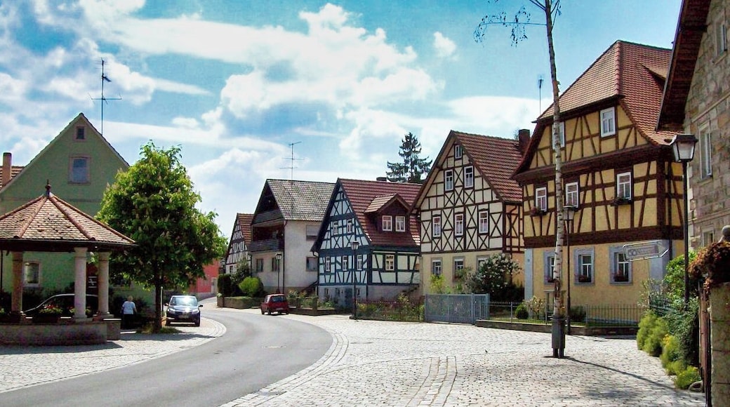 The old village centre Neubrunn-Kirchlauter