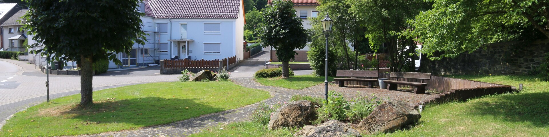 Gemünden, Westerwald: Dorfplatz
