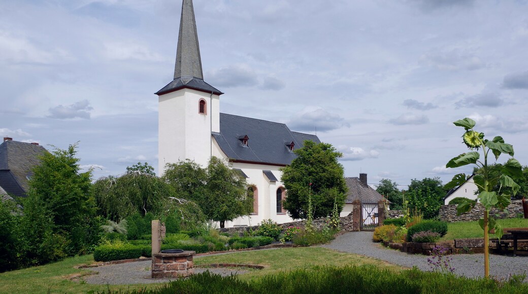 Greimerath, Katholische Pfarrkirche St. Georg, dreiachsiger Saalbau, 1760/61