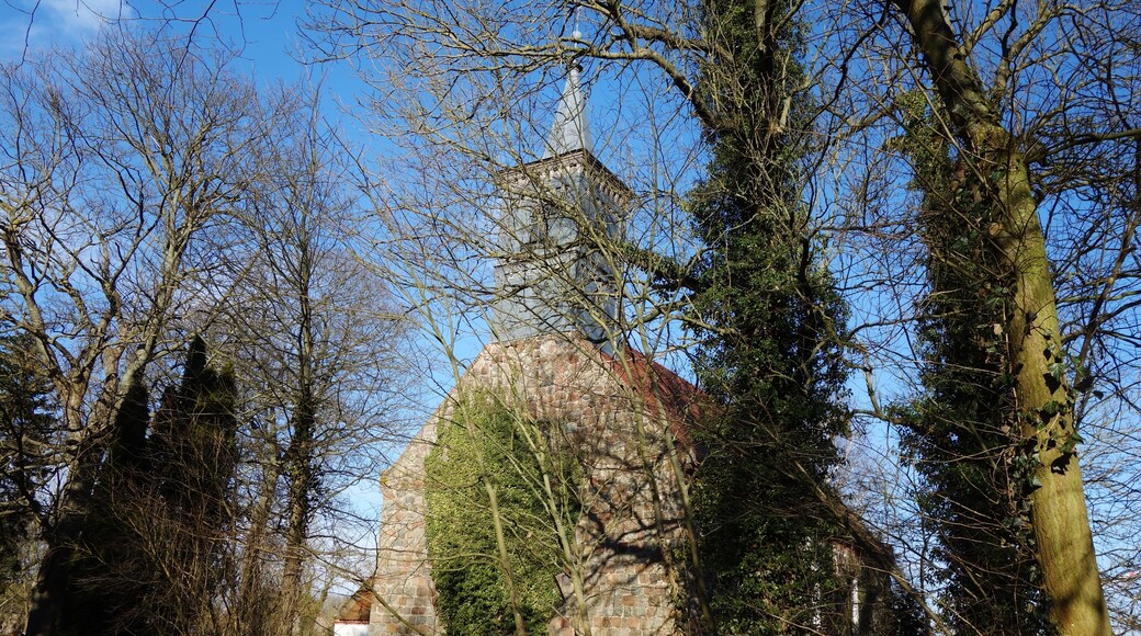 This is a picture of the Brandenburger Baudenkmal (cultural heritage monument) with the ID