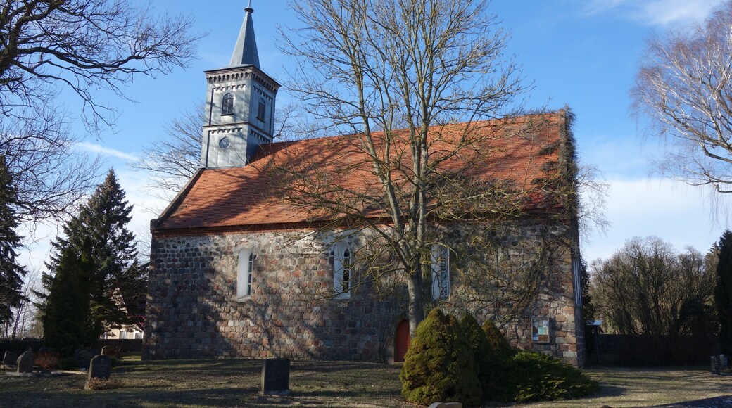 This is a picture of the Brandenburger Baudenkmal (cultural heritage monument) with the ID