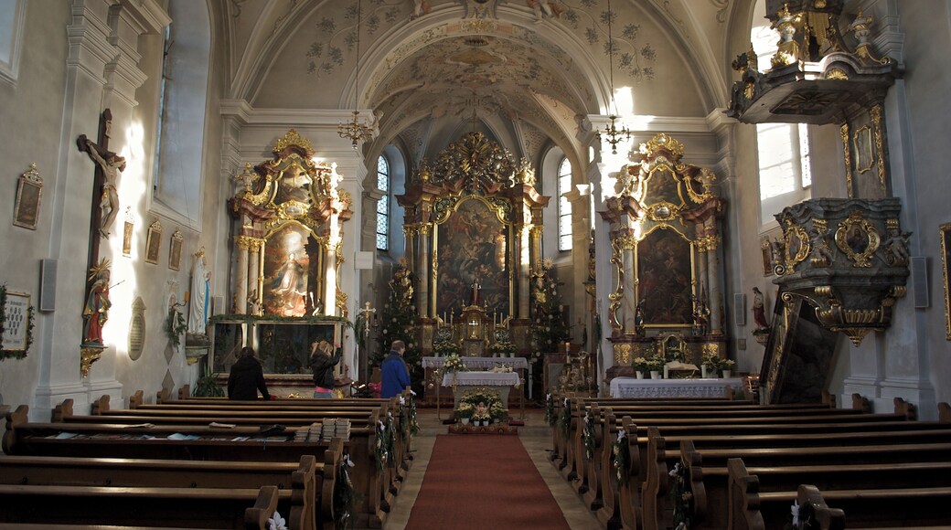 This is a photograph of an architectural monument. It is on the list of cultural monuments of Bayern, no. D-3-71-122-24