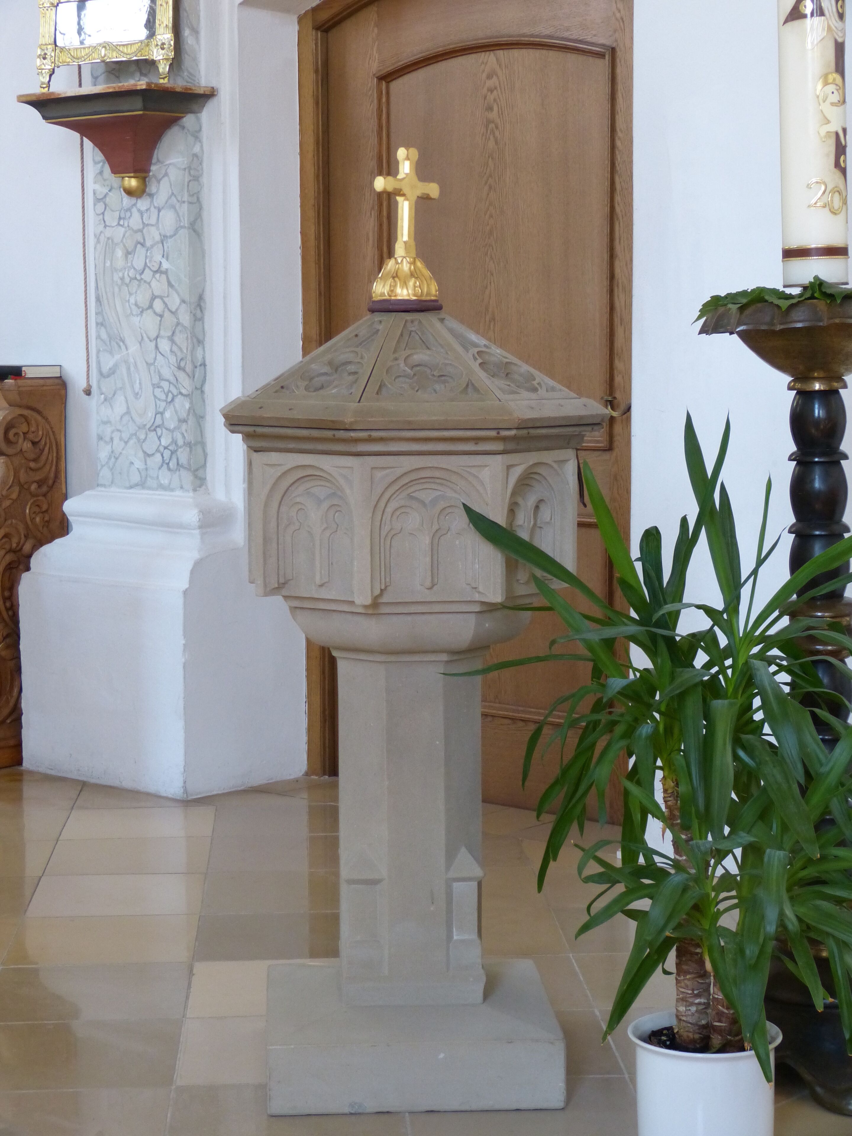 This is a photograph of an architectural monument. It is on the list of cultural monuments of Bayern, no. D-7-78-216-3