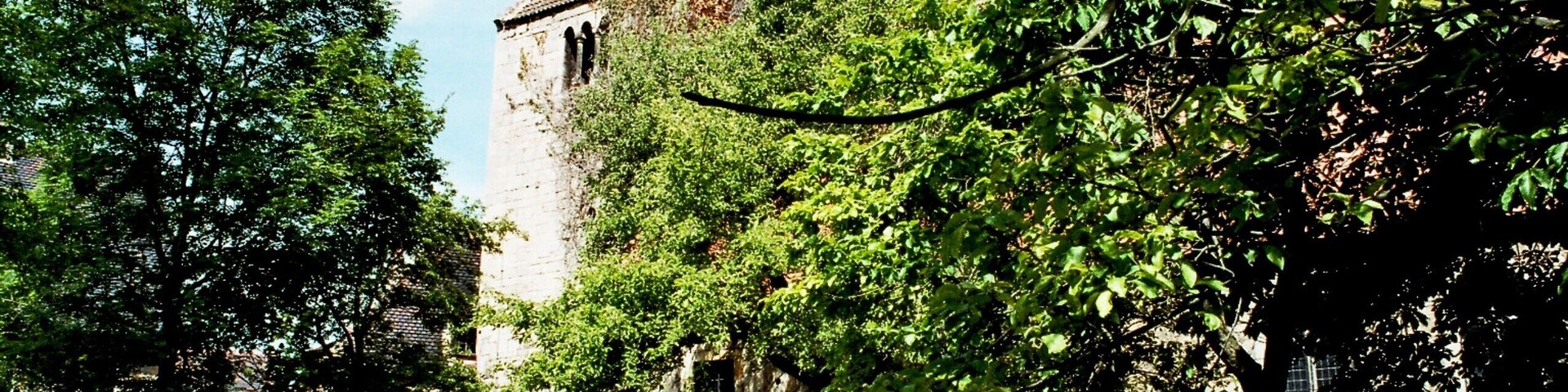 This is a photograph of an architectural monument. It is on the list of cultural monuments of Alberstedt (FarnstÀdt), no. 094 05784