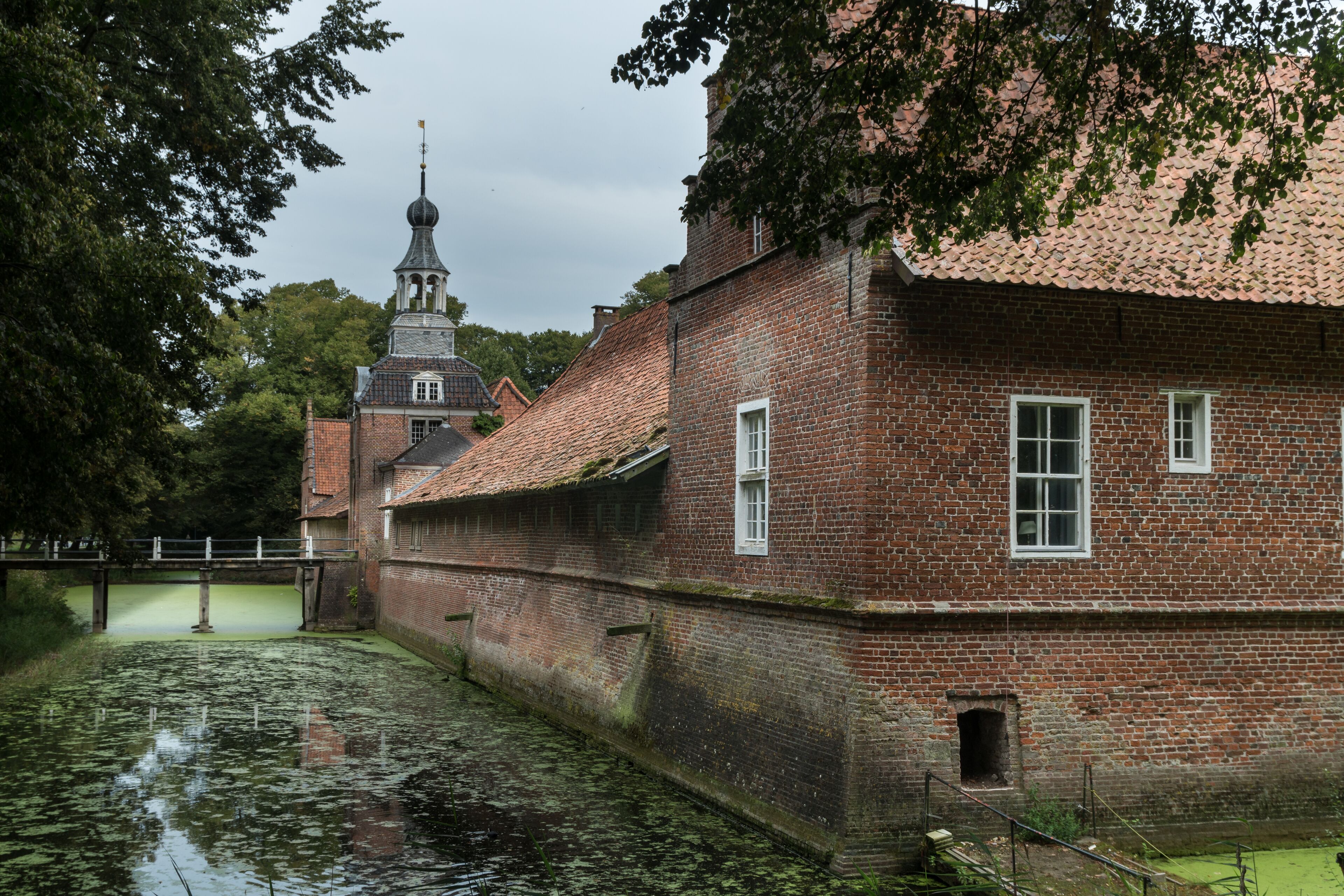 Wasserschloss Lütetsburg in Ostfriesland