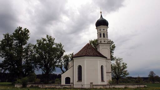 Kirche St. Andreas bei Etting, Landkreis Weilheim-Schongau, Oberbayern