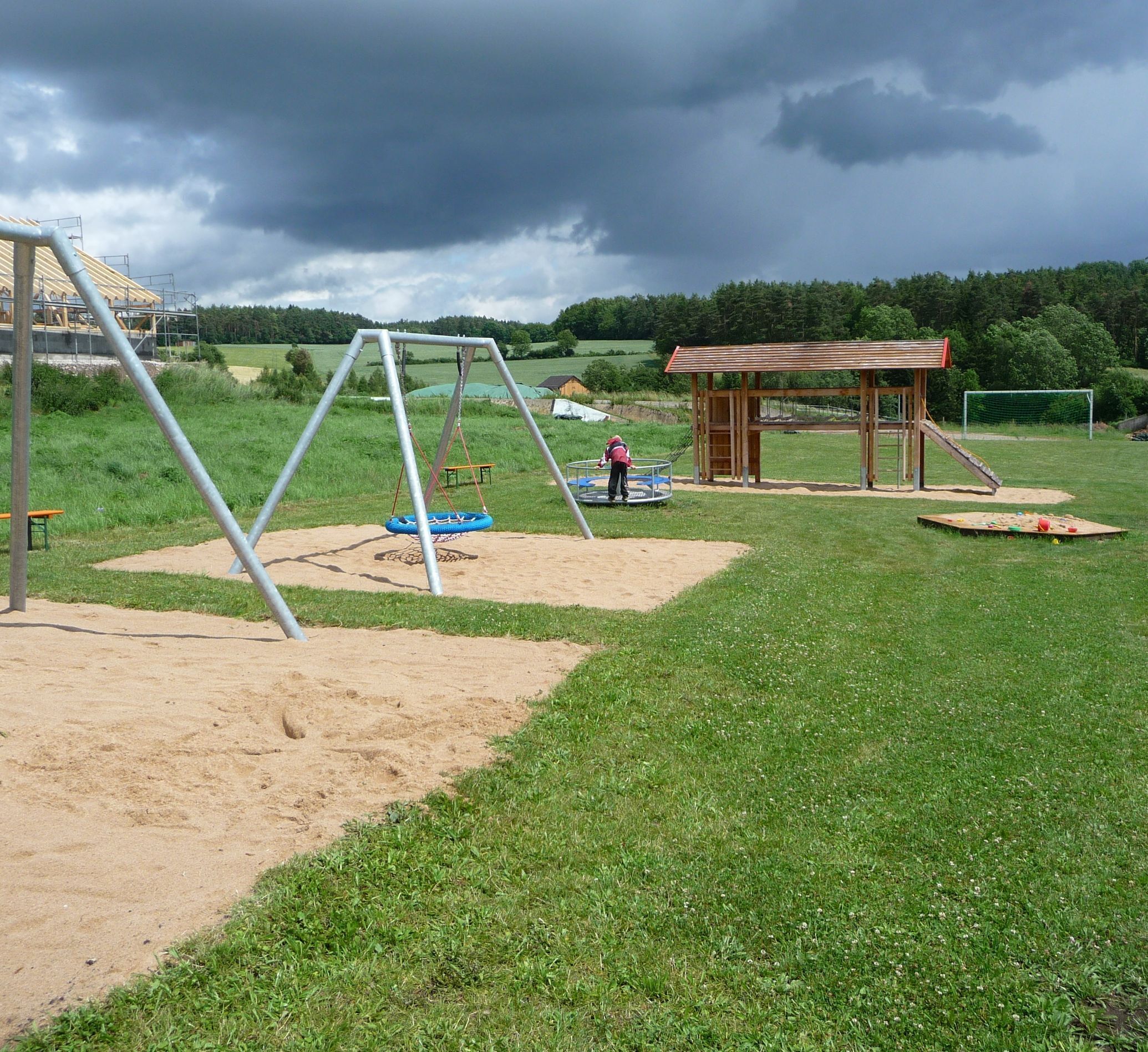 Spielplatz am Tag der Einweihung