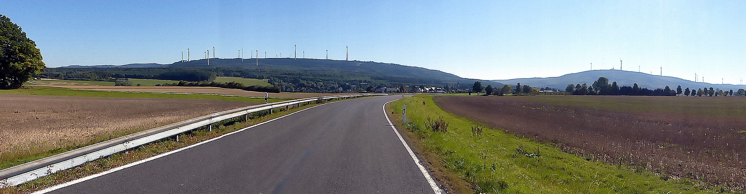 Blick über Dichtelbach zm Soonwald