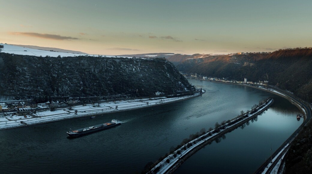 The hill at the Rhine valley in Germany with an amazing view.
#BVStrove