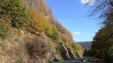 Der Hessische Radfernweg R1 (Fulda-Radweg) zwischen Hann. Münden und Reinhardshagen an der B 80