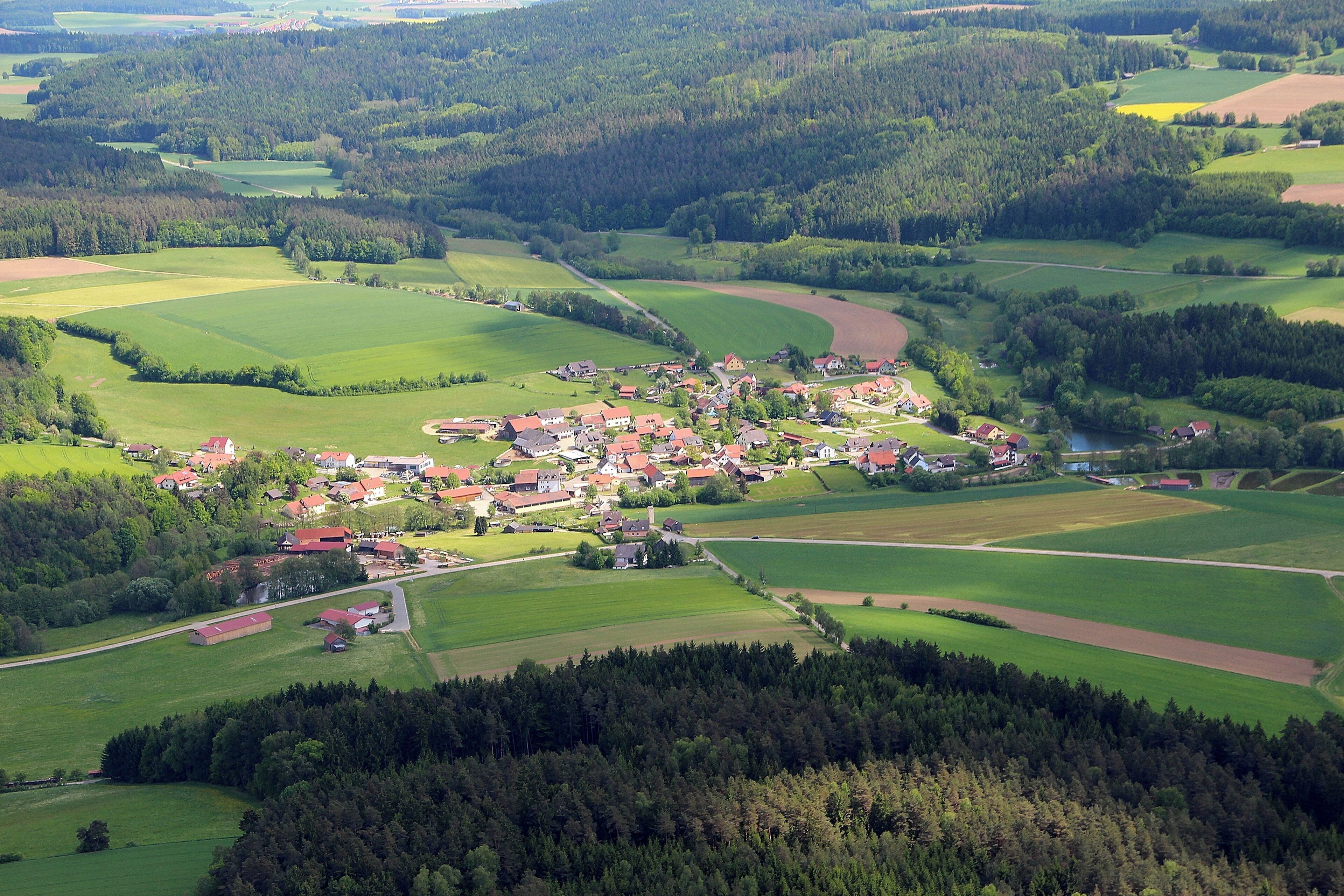 Lampenricht, am rechten Bildrand die Sägmühle: Gemeinde Gleiritsch, Landkreis Schwandorf, Oberpfalz, Bayern