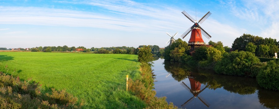 Zwillingswindmühlen von Greetsiel