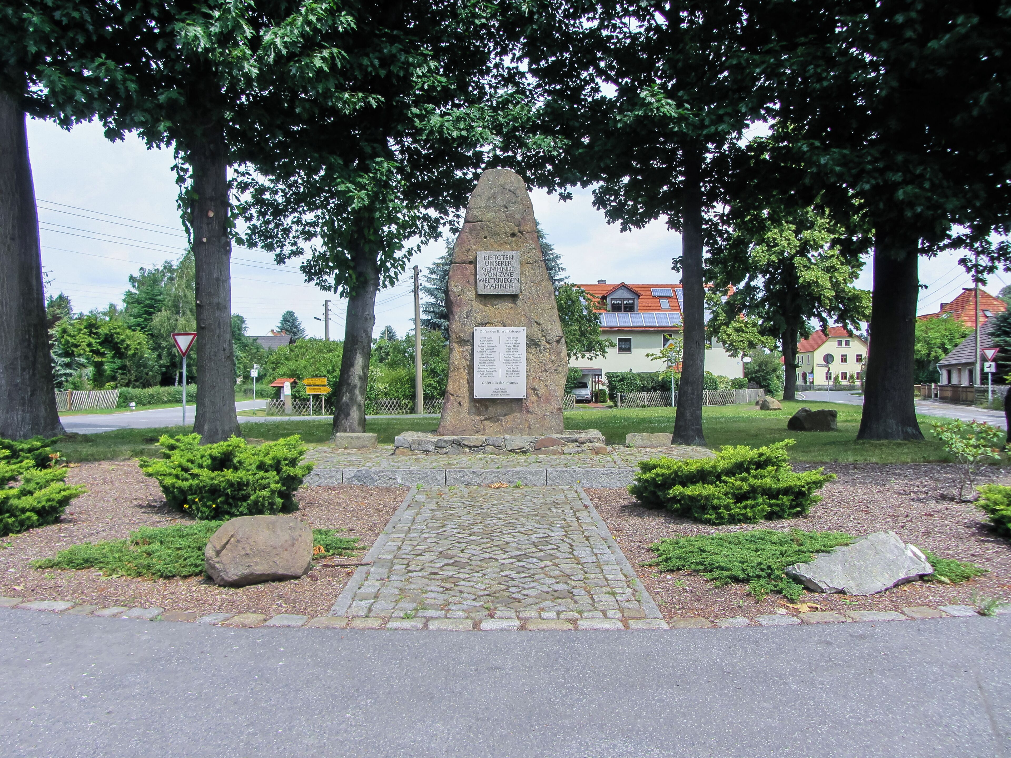 Gefallenendenkmal WK I, WK II Zescha
