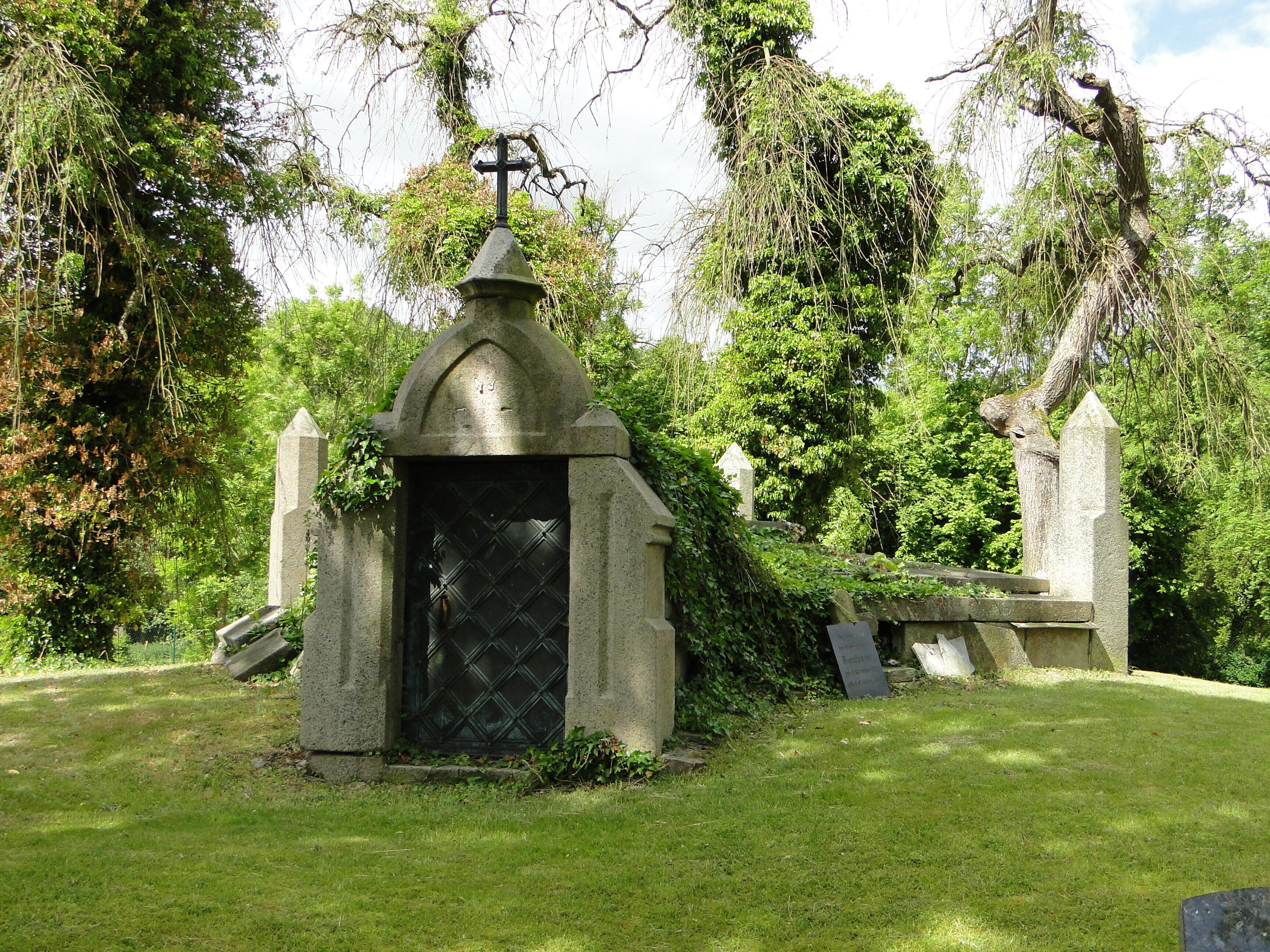Burial vault of the Barner family on the church yard in Bülow, district Ludwigslust-Parchim, Mecklenburg-Vorpommern, Germany