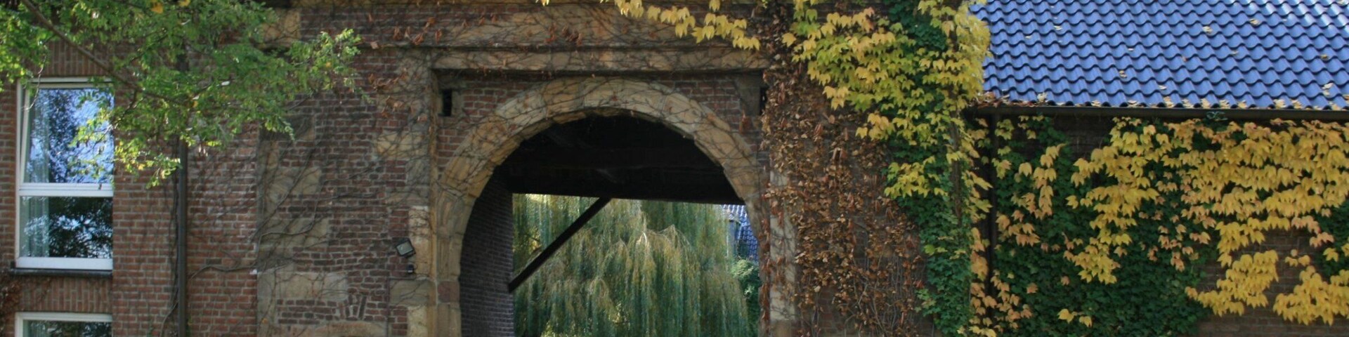 This is a photograph of an architectural monument. It is on the list of cultural monuments of Nörvenich, no. 1