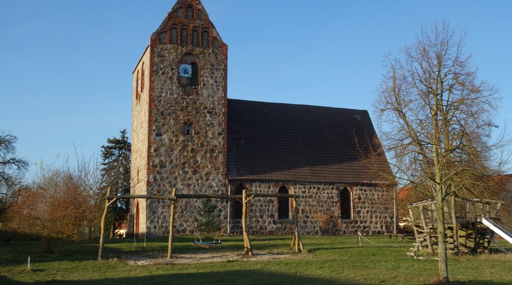This is a picture of the Brandenburger Baudenkmal (cultural heritage monument) with the ID