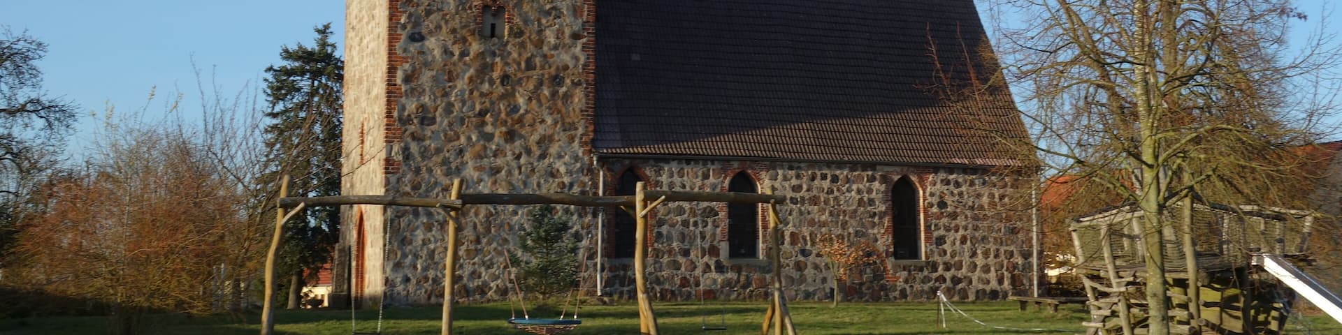 This is a picture of the Brandenburger Baudenkmal (cultural heritage monument) with the ID