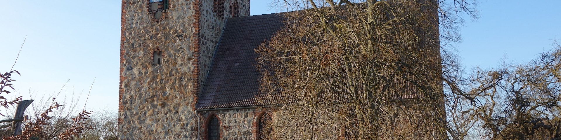 This is a picture of the Brandenburger Baudenkmal (cultural heritage monument) with the ID