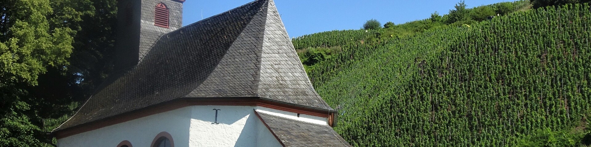 Churches and chapels, surrounded by vineyards, rise up like beacons along the Moselle valley. #Culture