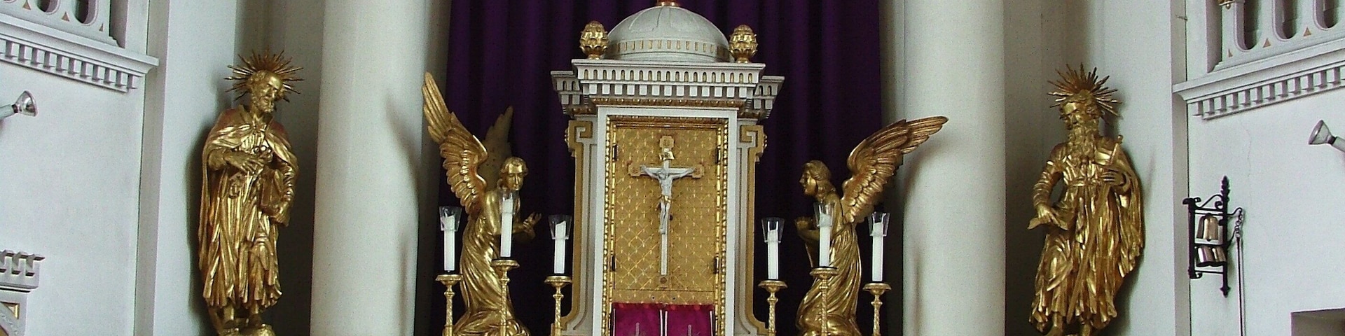Altar und Seraphin