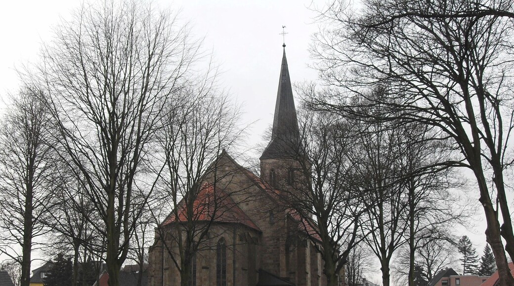 Ostseite der Kirche St. Petronilla in Wettringen, Münsterland