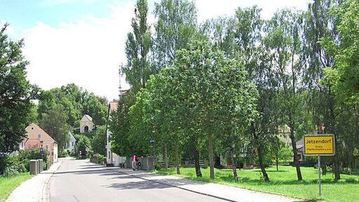 Jetzendorf: Ortsteingang