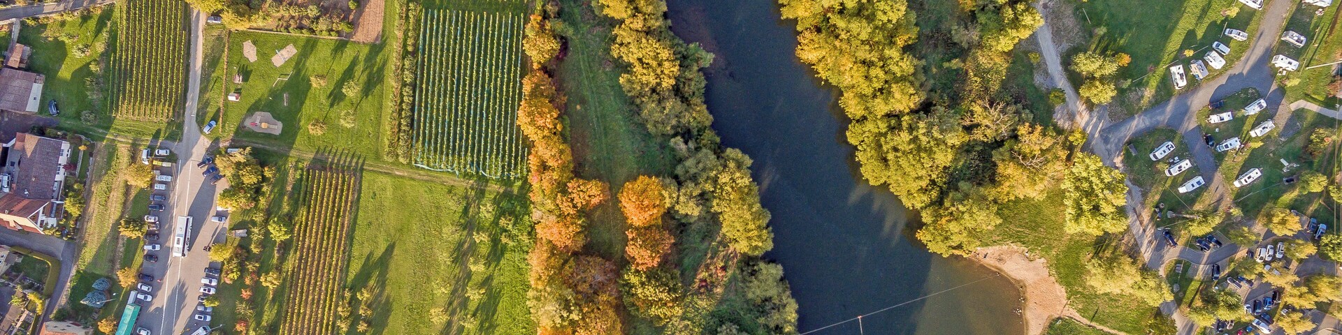 Luftaufnahme der Fähre zwischen Nordheim am Main und Escherndorf