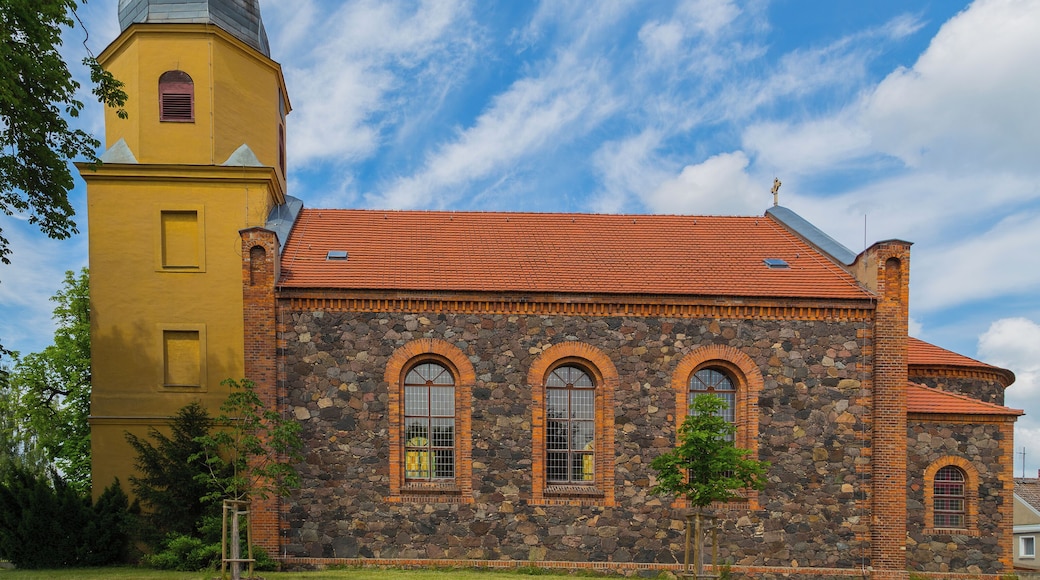This is a picture of the Brandenburger Baudenkmal (cultural heritage monument) with the ID