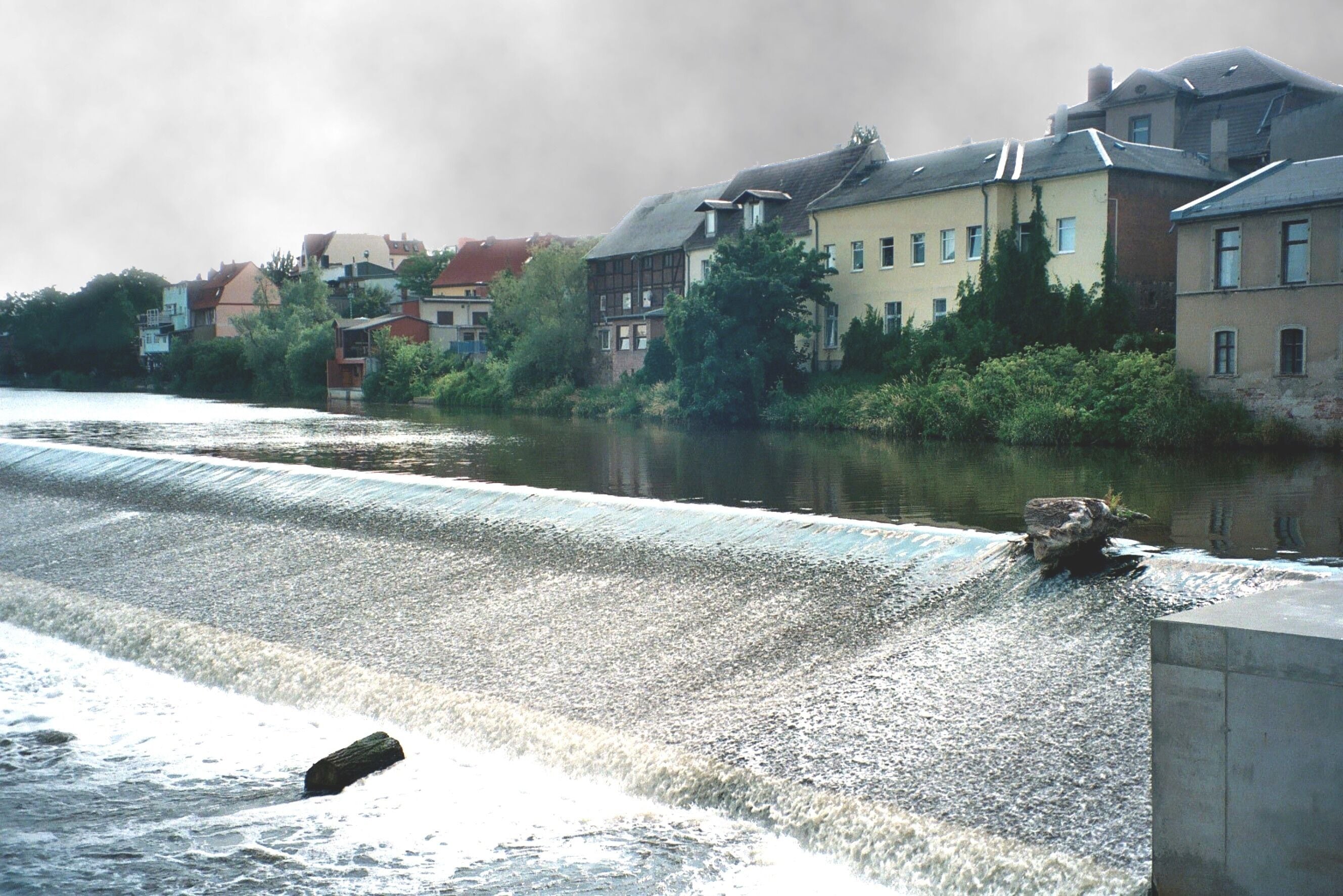 Calbe (Saale), the Saale weir