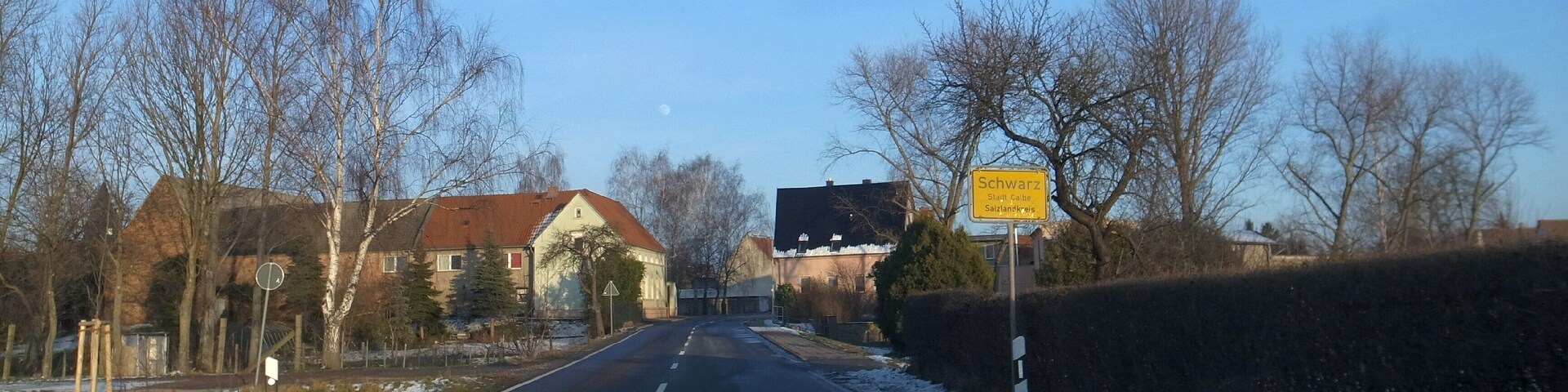 Schwarz (Calbe), Ortseingang aus Richtung Calbe (Saale).