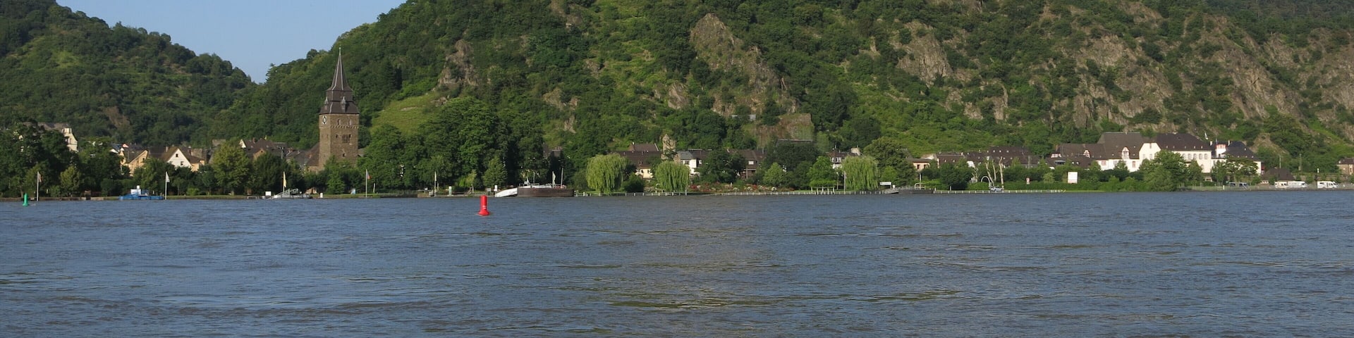 Marksburg, seen from west.