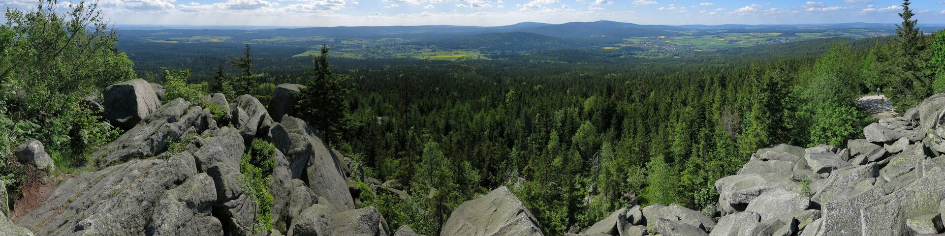 View from the summit of Kösseine into the High Fichtel mountains