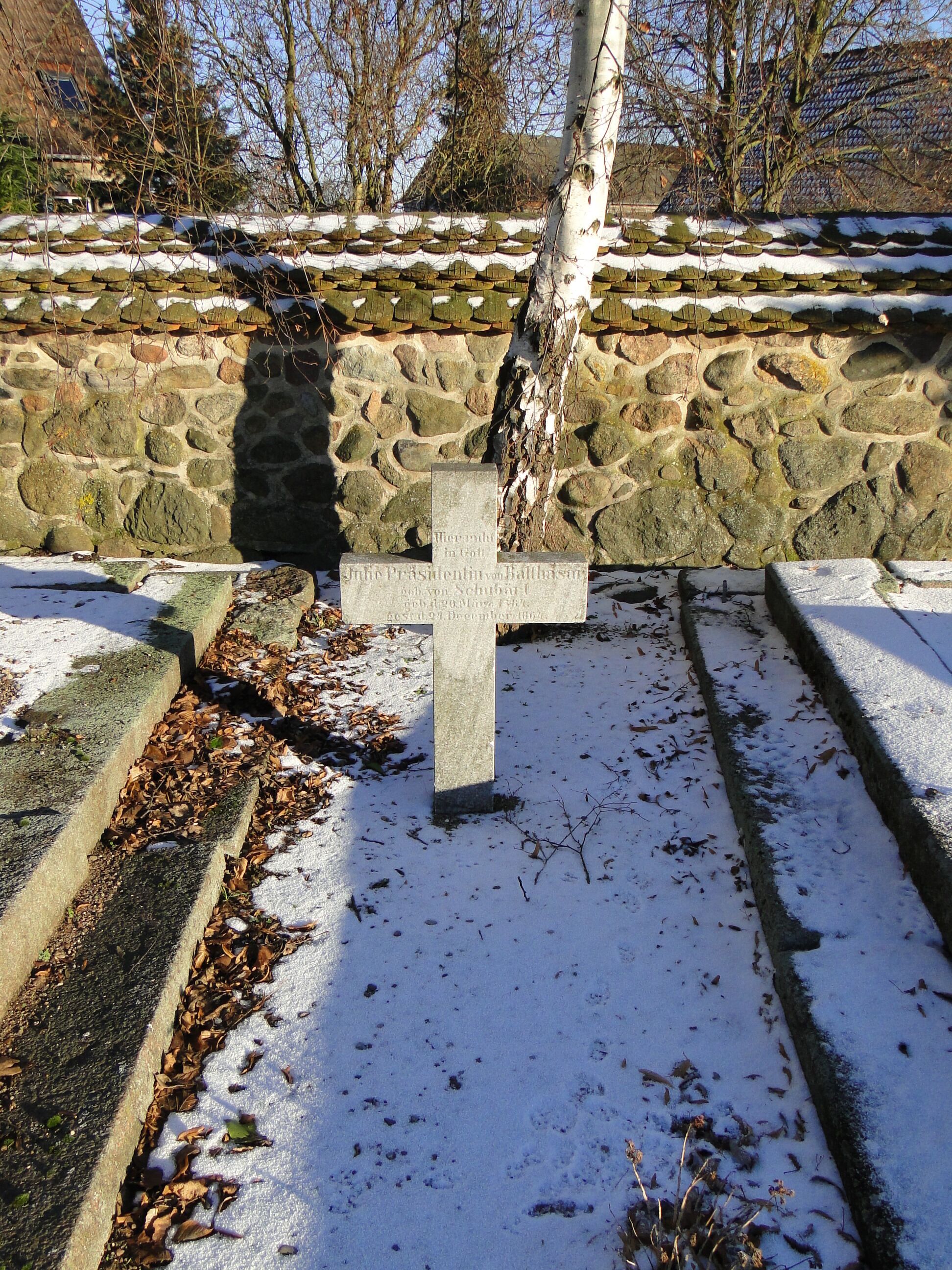 Grave cross in Lübbersdorf, district Mecklenburg-Strelitz, Mecklenburg-Vorpommern, Germany