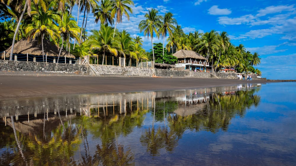 Playa El Zonte, El Salvador